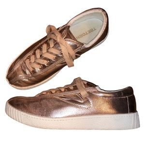 Tretorn Metalic Rose Gold Nylite Plus Sneakers